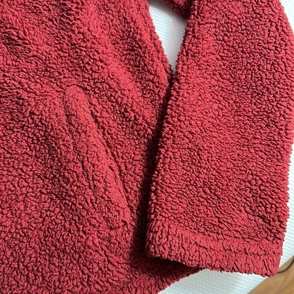 ~3 for $20~ Hem & thread Sherpa pullover shirt - Picture 2 of 5